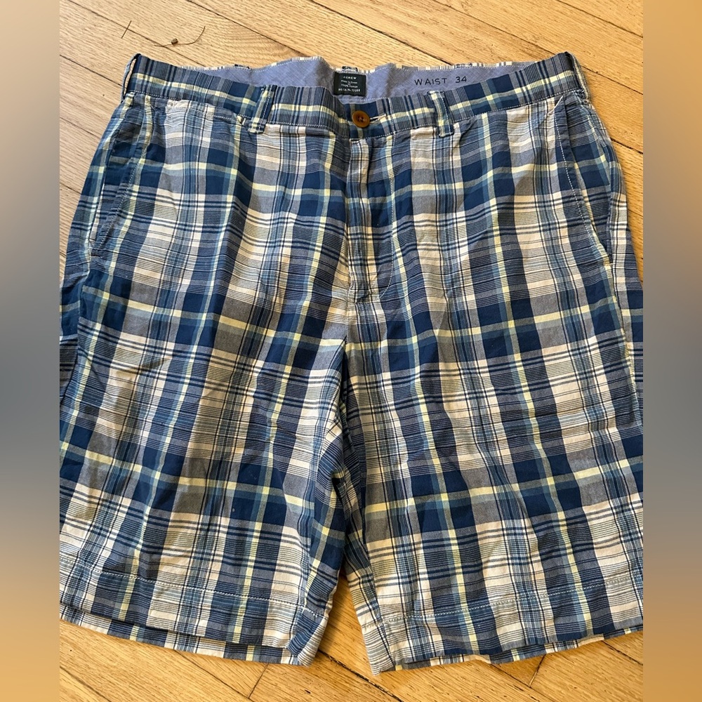 J CREW Mens MADRAS Blue Shorts waist size 34 perfect condition!